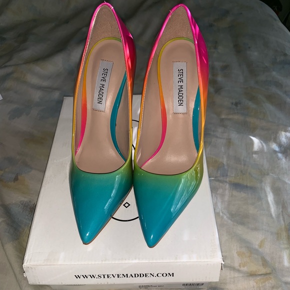 steve madden zaney rainbow pumps size 9